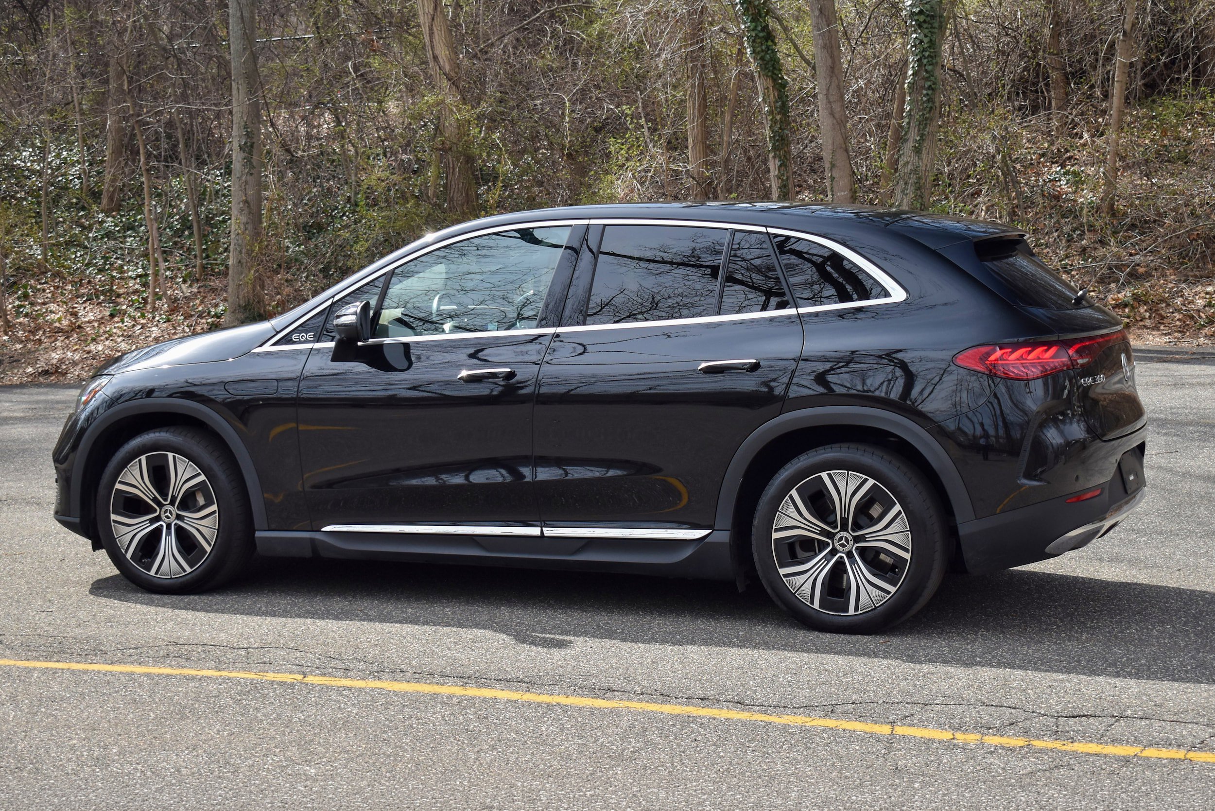 Used 2023 Mercedes-Benz EQE 350+ 4MATIC SUV image 5