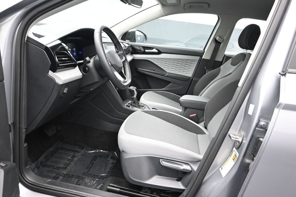 Used 2023 Volkswagen Taos S FWD image 11