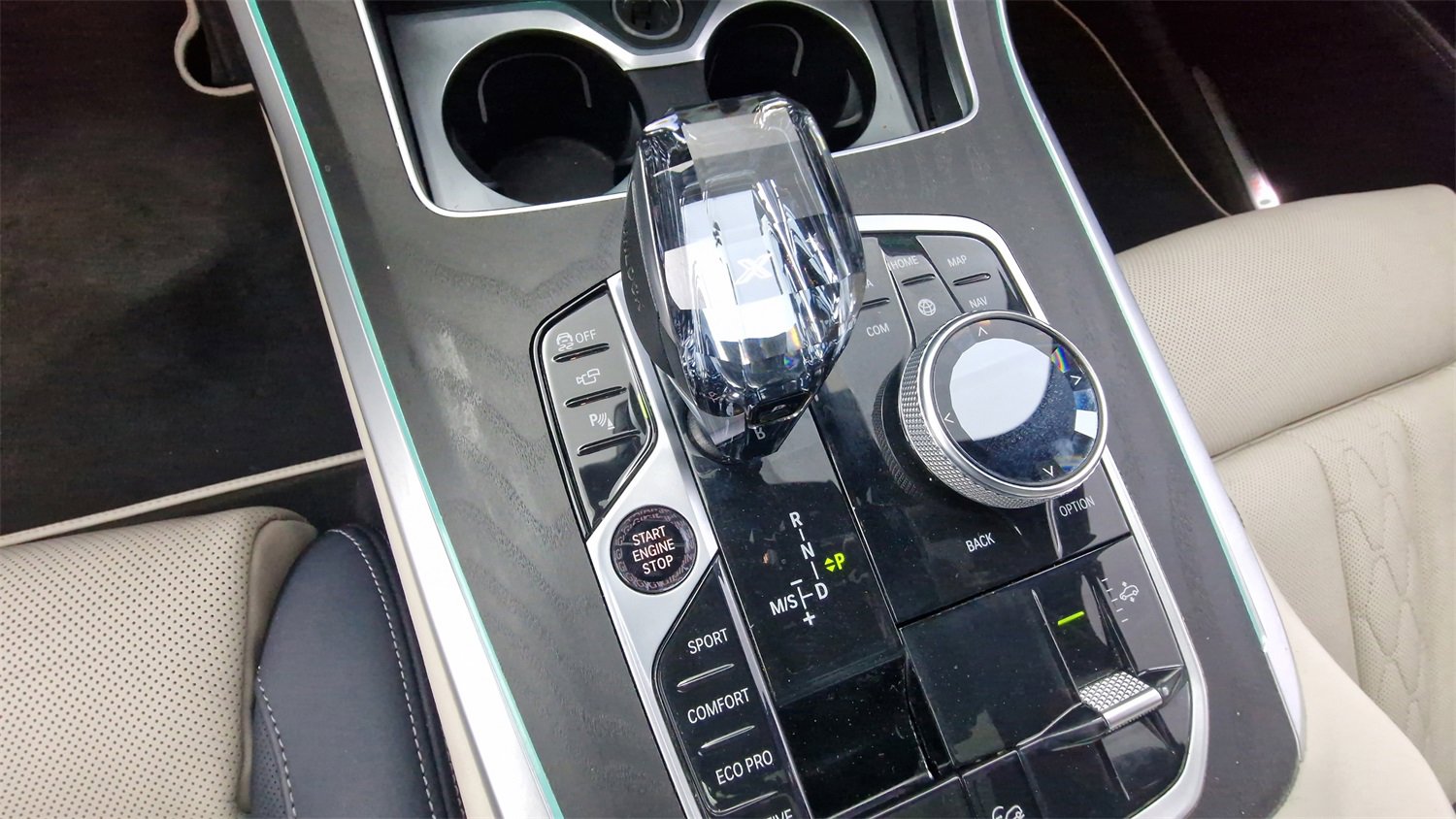 Used 2022 BMW X7 xDrive40i w/ Executive Package image 19