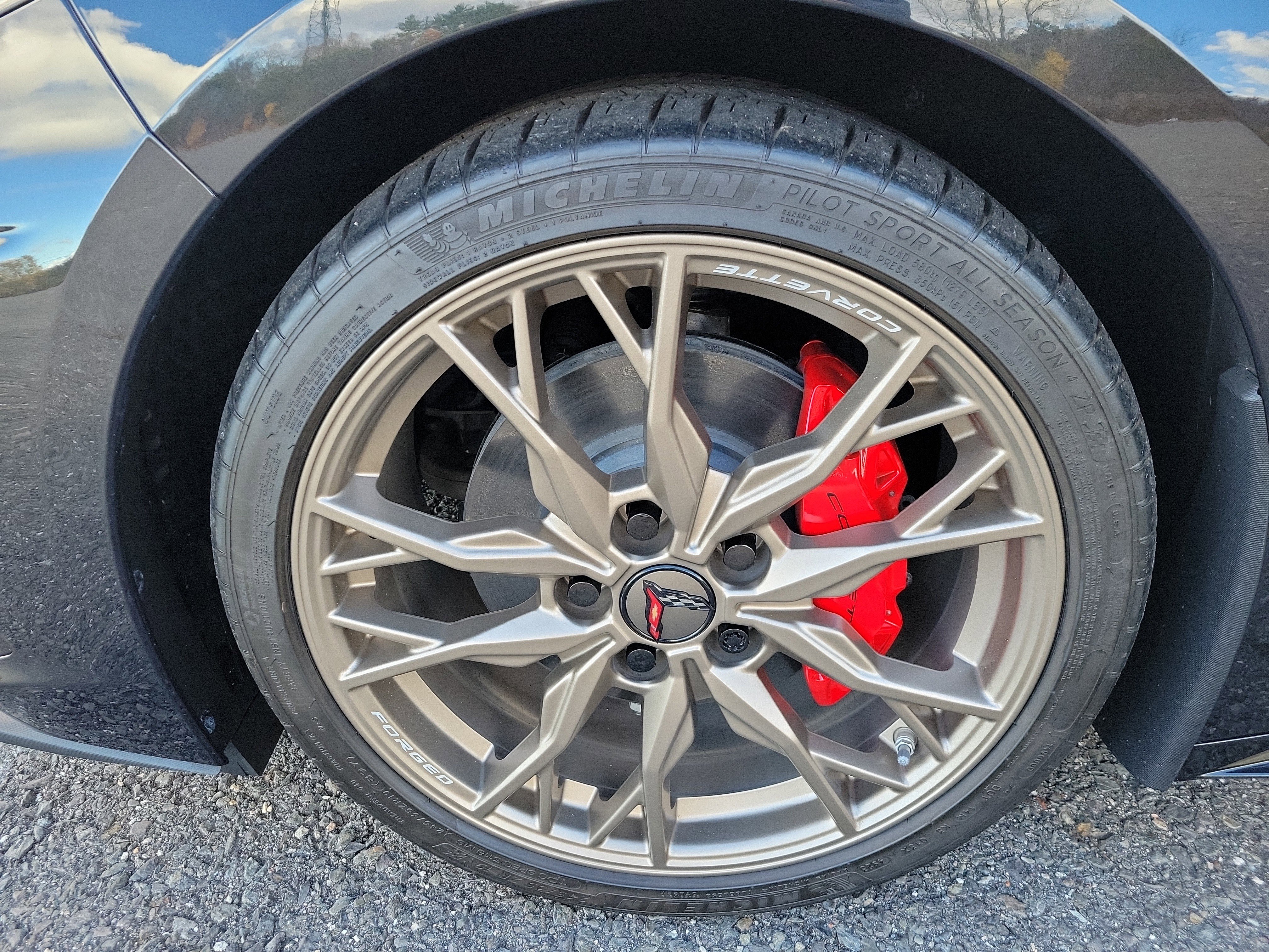 Certified 2024 Chevrolet Corvette Stingray Premium Cpe w/ Battery Protection Package image 12