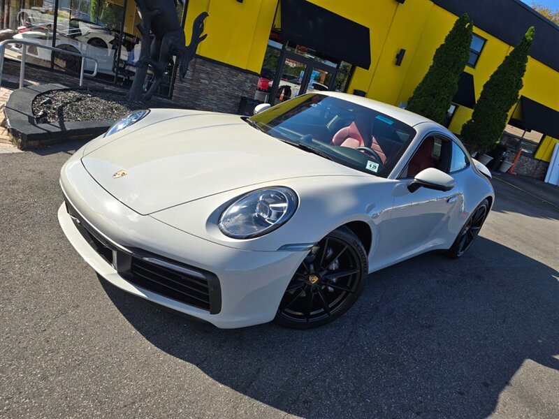 Used 2024 Porsche 911 Carrera 4 AWD/4WD image 3