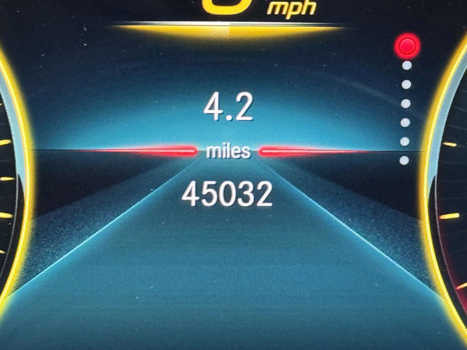 Certified 2021 Mercedes-Benz GLA 250 4MATIC image 16