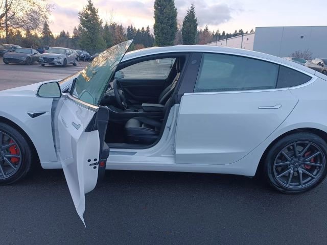 Used 2020 Tesla Model 3 image 15