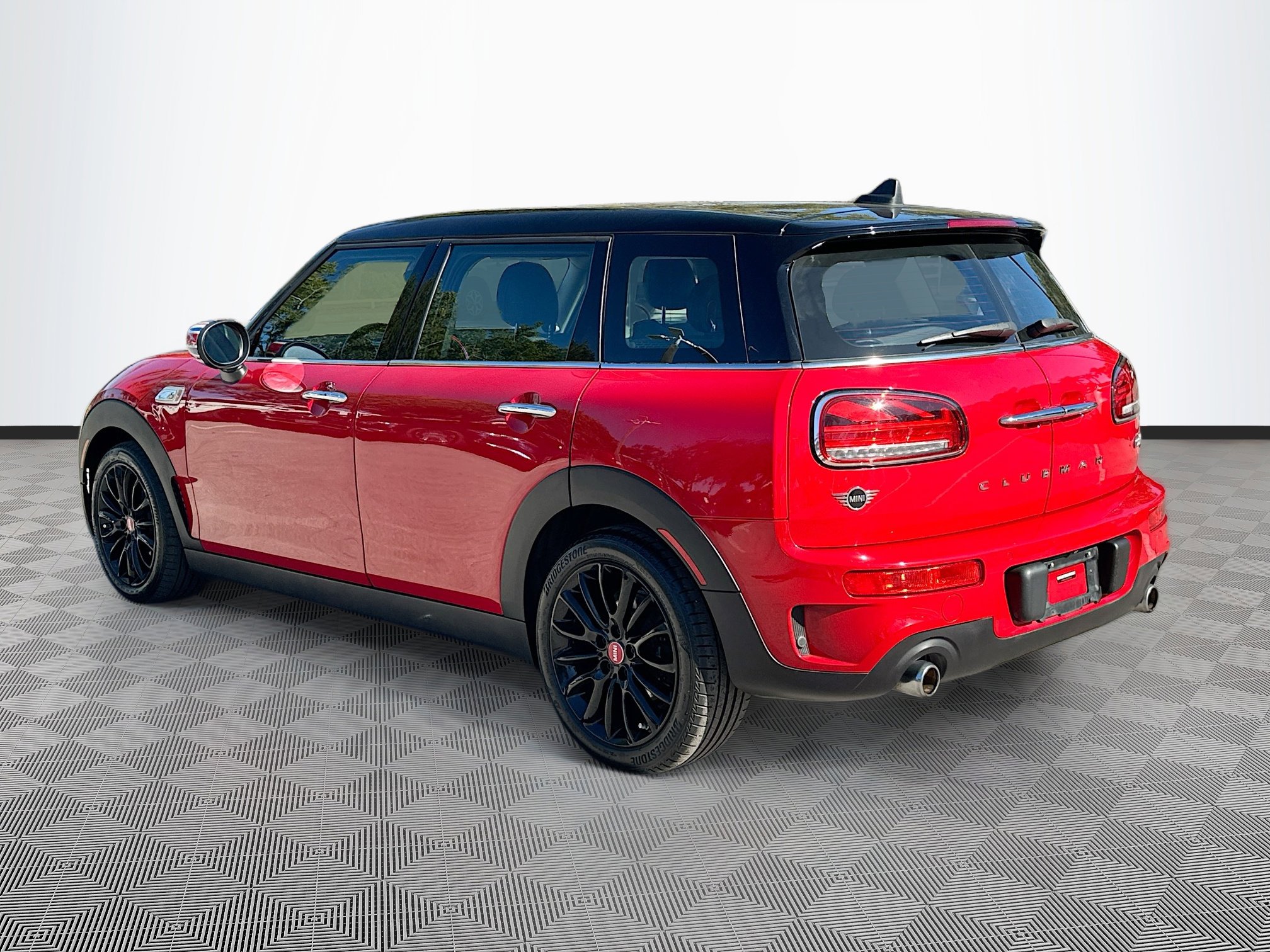 Used 2020 MINI Cooper Clubman S w/ Premium Package image 5