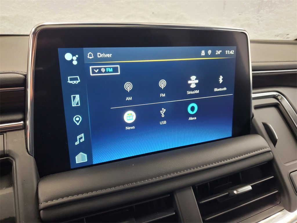 Used 2023 Chevrolet Suburban Z71 w/ Luxury Package image 22