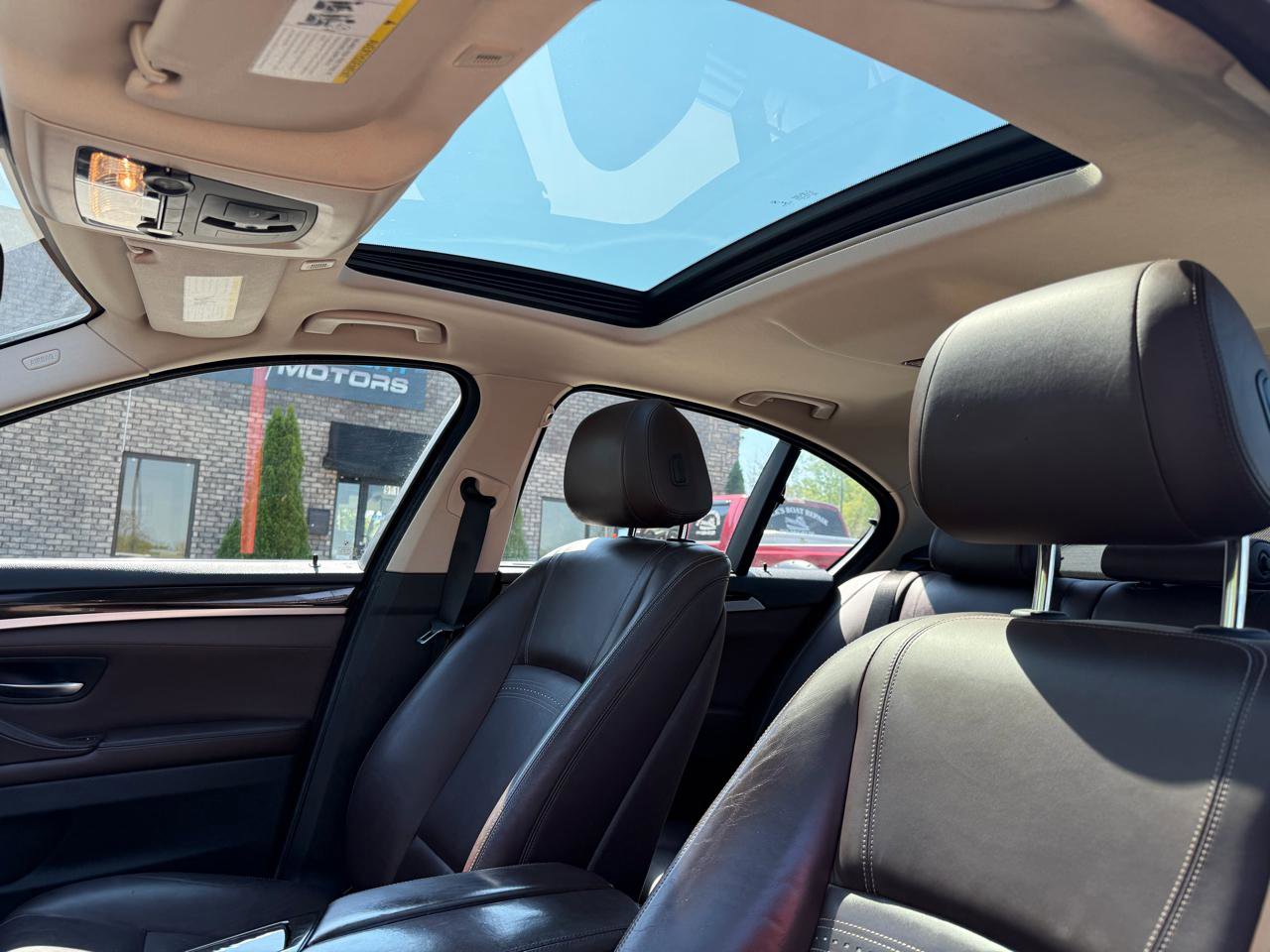 Used 2014 BMW 528i Sedan RWD image 11