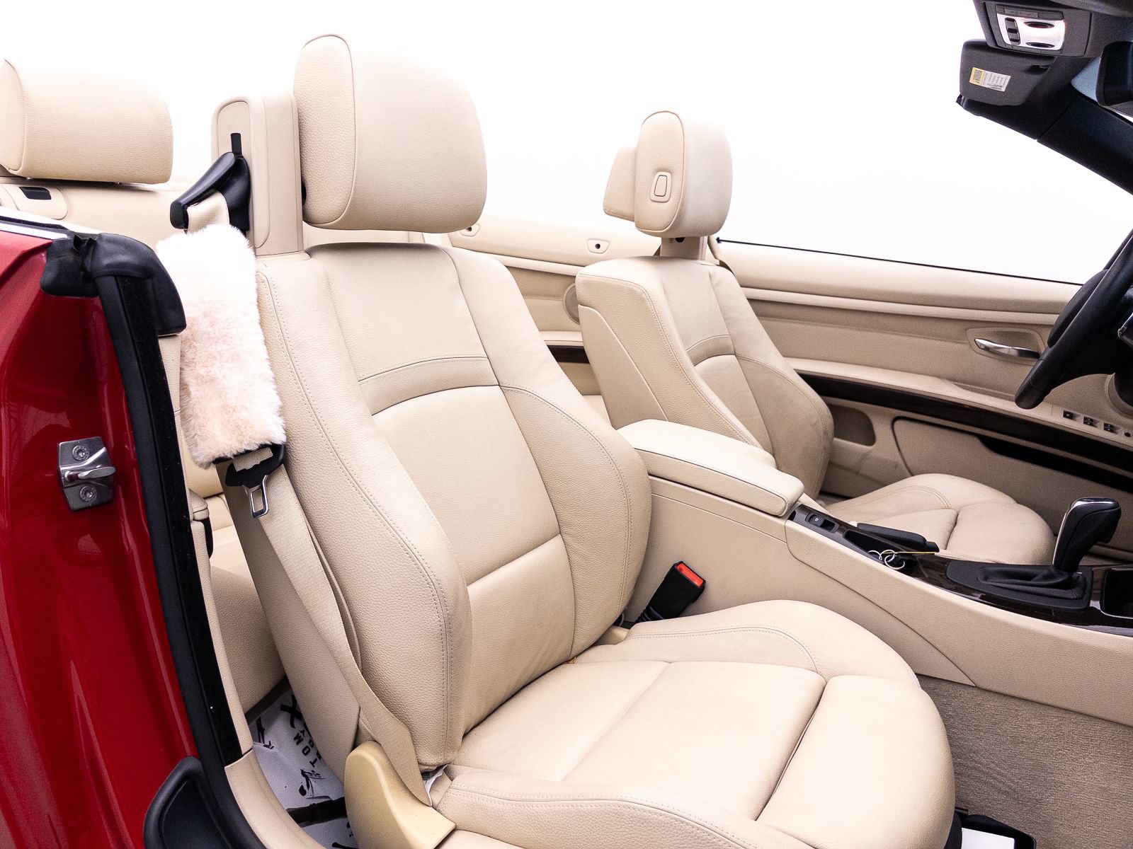 Used 2011 BMW 335i Convertible RWD image 29