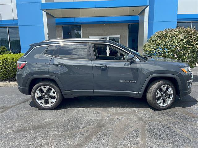 Used 2018 Jeep Compass Limited w/ Navigation Group AWD/4WD image 9