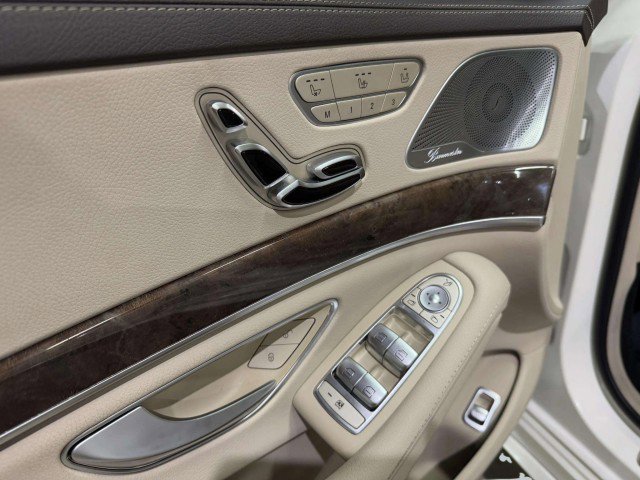 Used 2020 Mercedes-Benz S 450 Sedan image 40