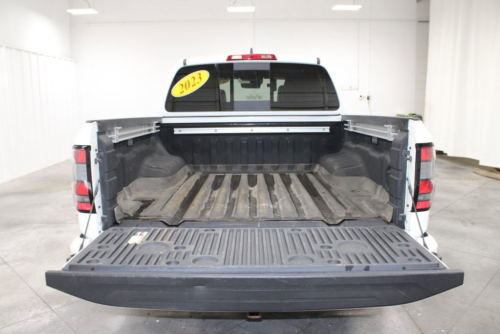 Used 2023 Nissan Frontier PRO-4X w/ Pro-4X Premium Package image 16