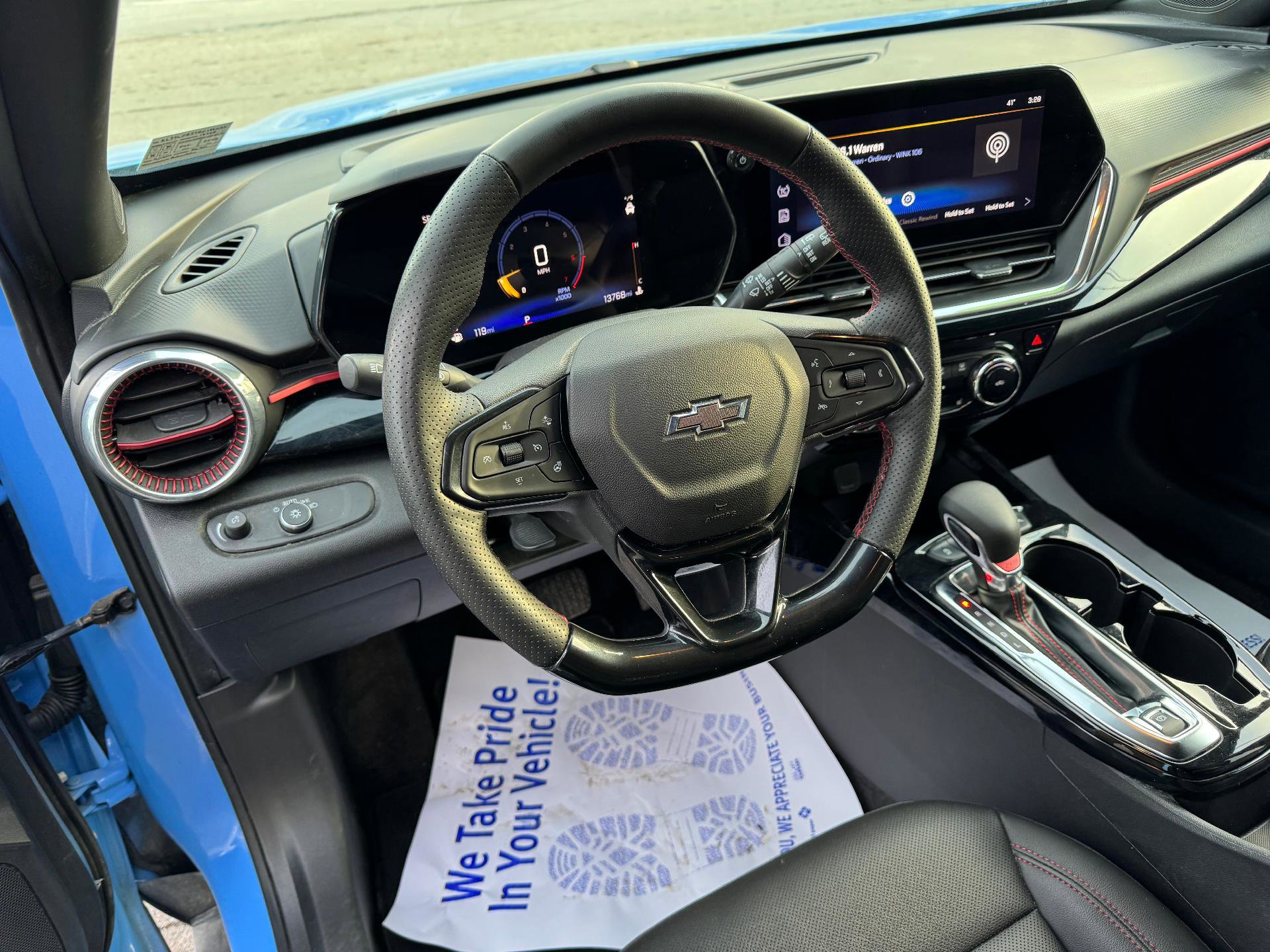 Used 2024 Chevrolet Trax RS w/ Driver Confidence Package image 22