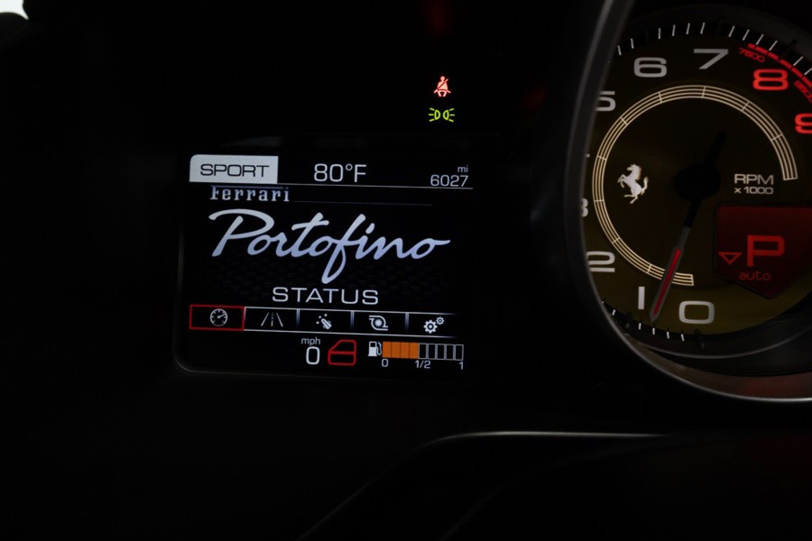 Used 2019 Ferrari Portofino RWD image 27