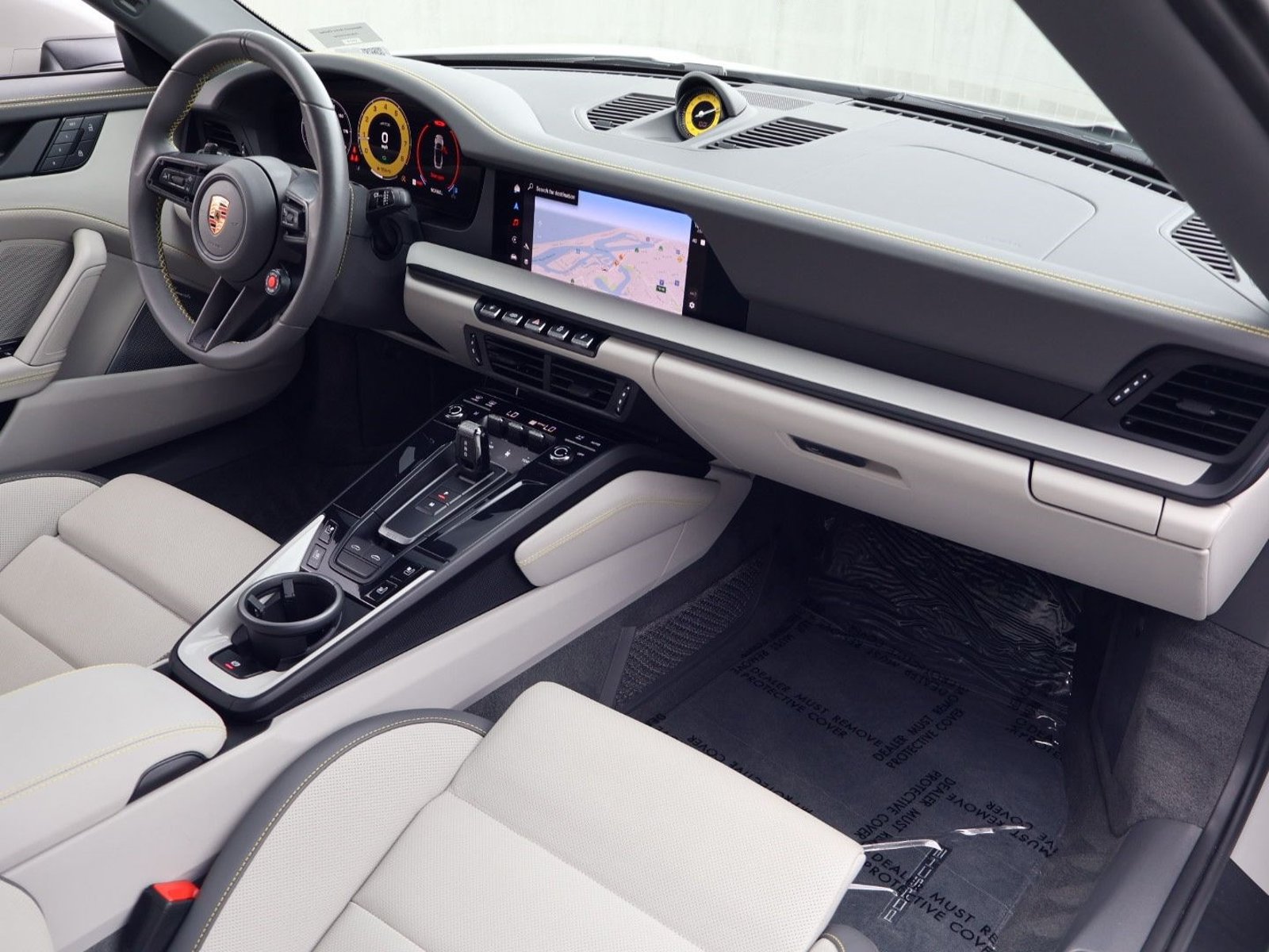 Certified 2025 Porsche 911 Targa 4 GTS AWD/4WD image 25