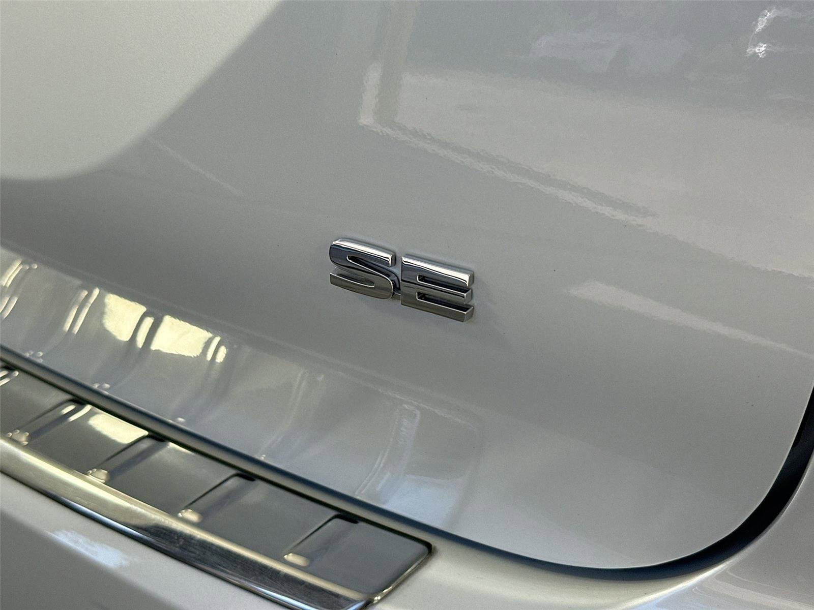 Used 2024 Mitsubishi Outlander SE image 38