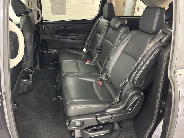 Used 2025 Honda Odyssey EX-L image 13