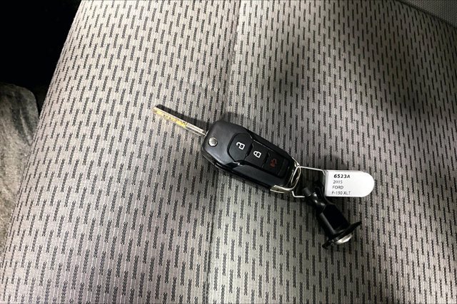 Used 2015 Ford F150 XLT RWD image 29