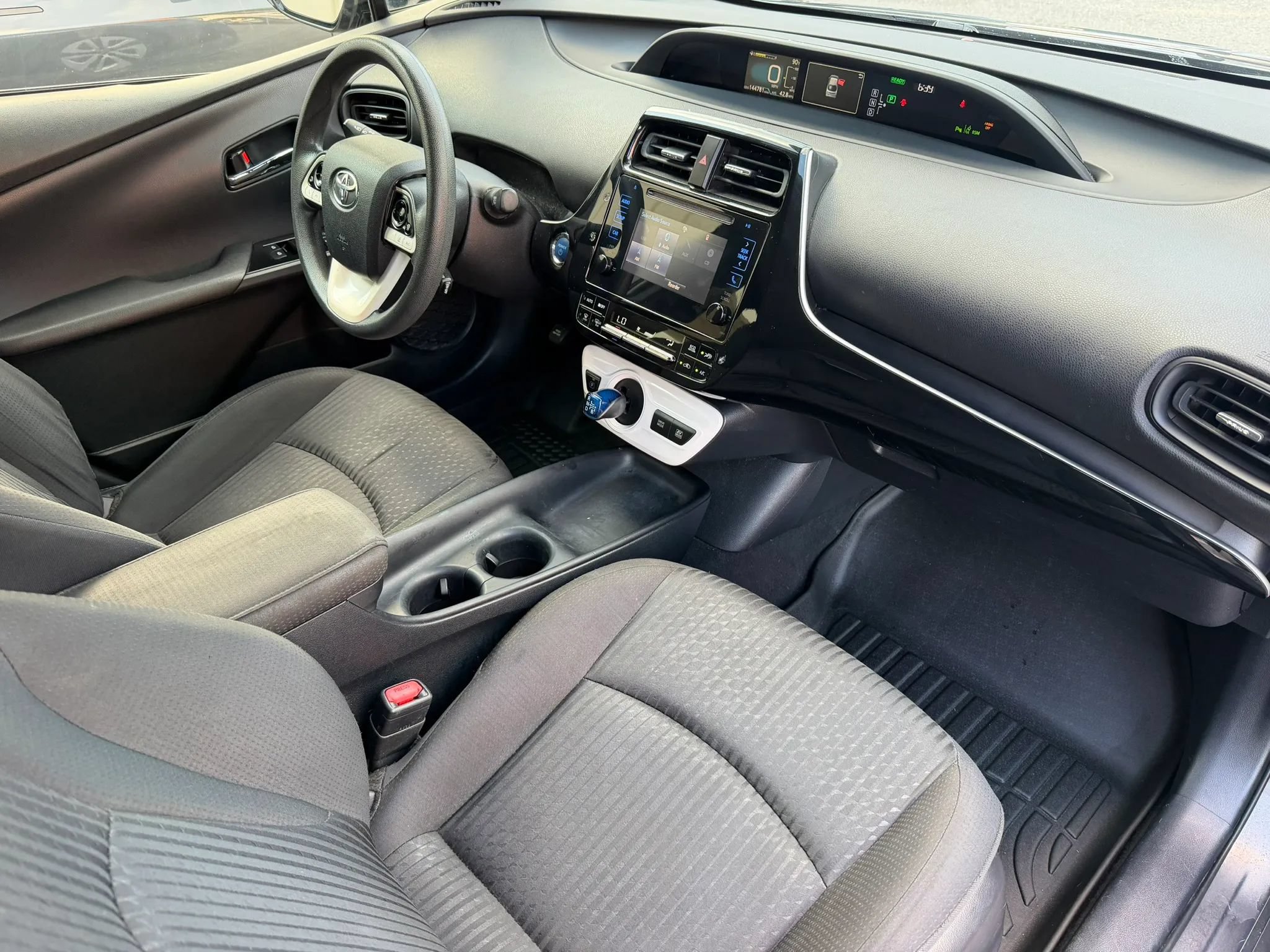 Used 2018 Toyota Prius Two w/ Prius Two Safety Plus Package FWD image 19