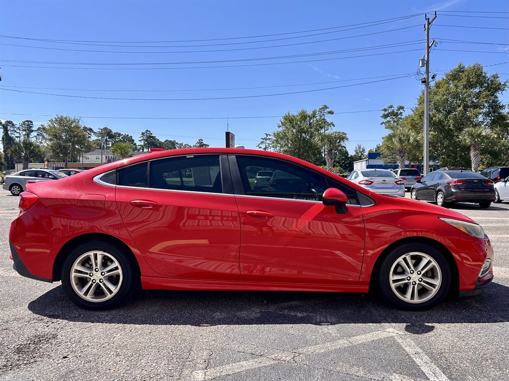 Used 2016 Chevrolet Cruze LT w/ Sun And Sound Package image 5