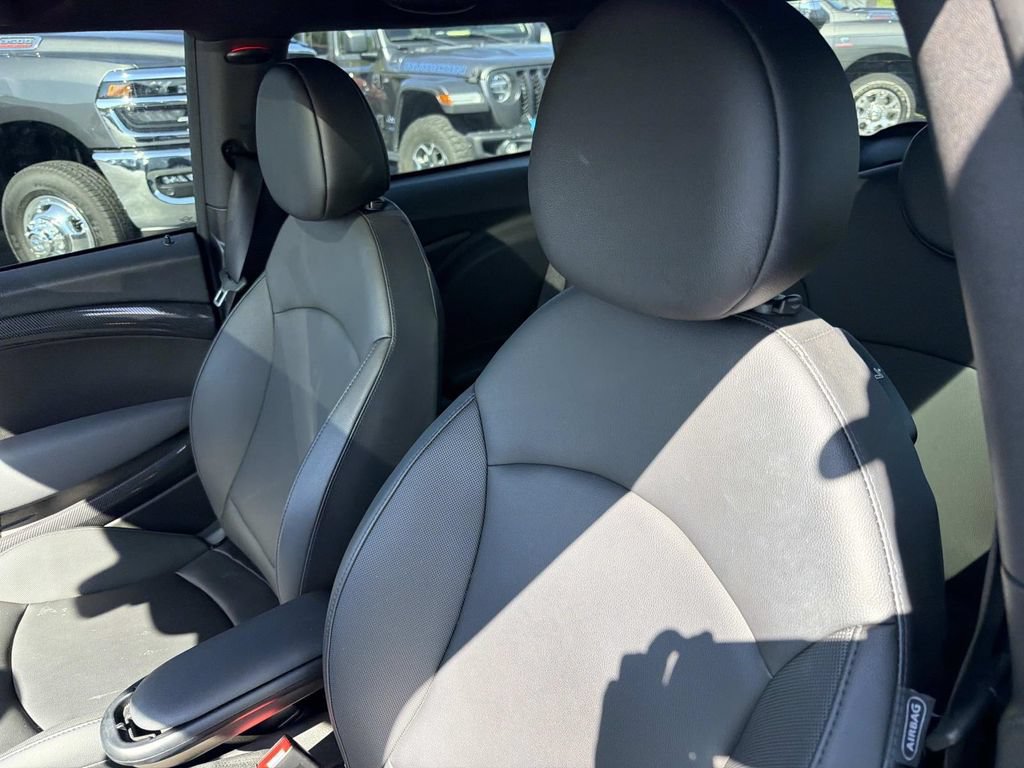 Used 2011 MINI Cooper S FWD image 15