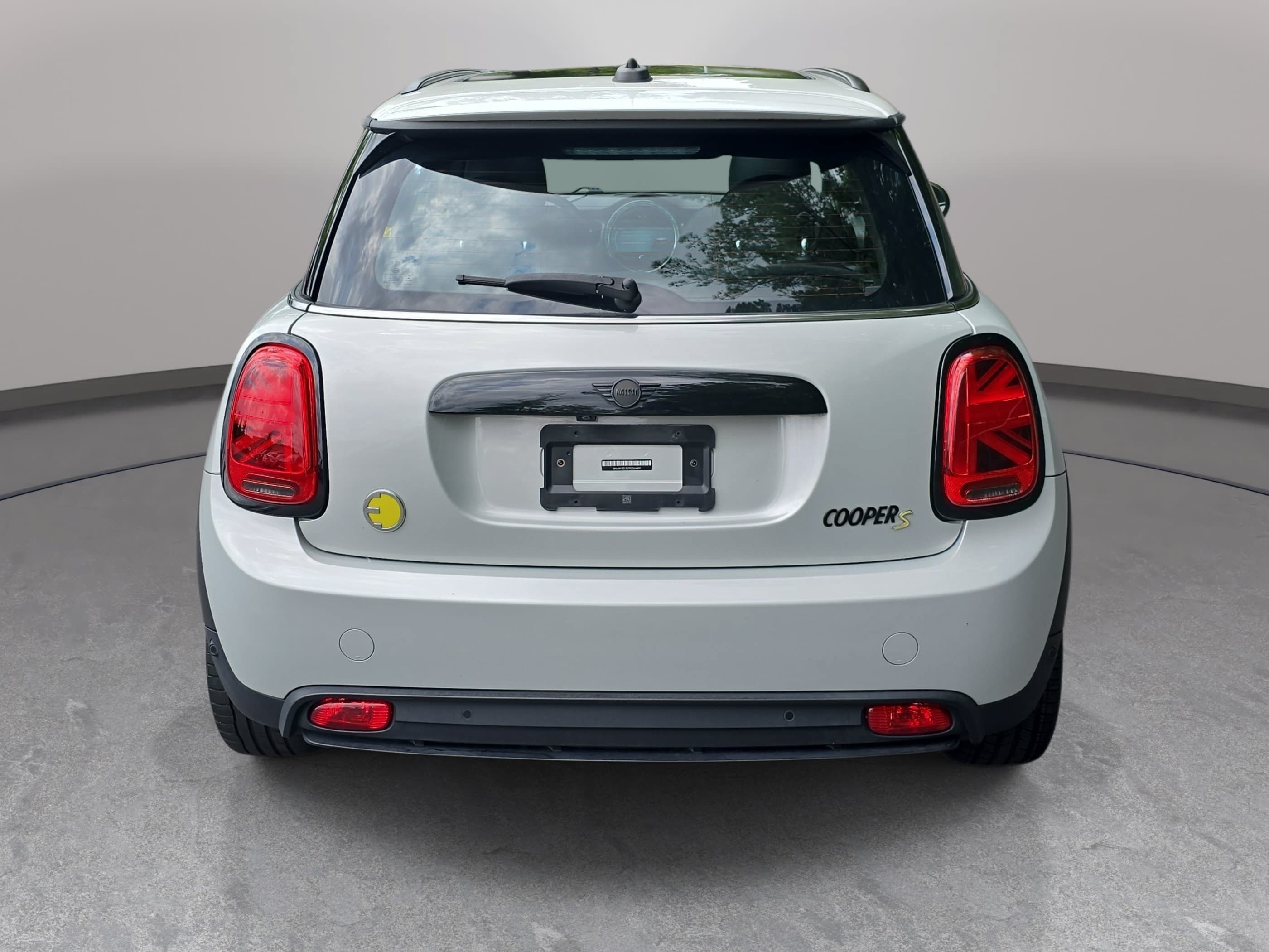 Used 2023 MINI Cooper SE FWD image 6
