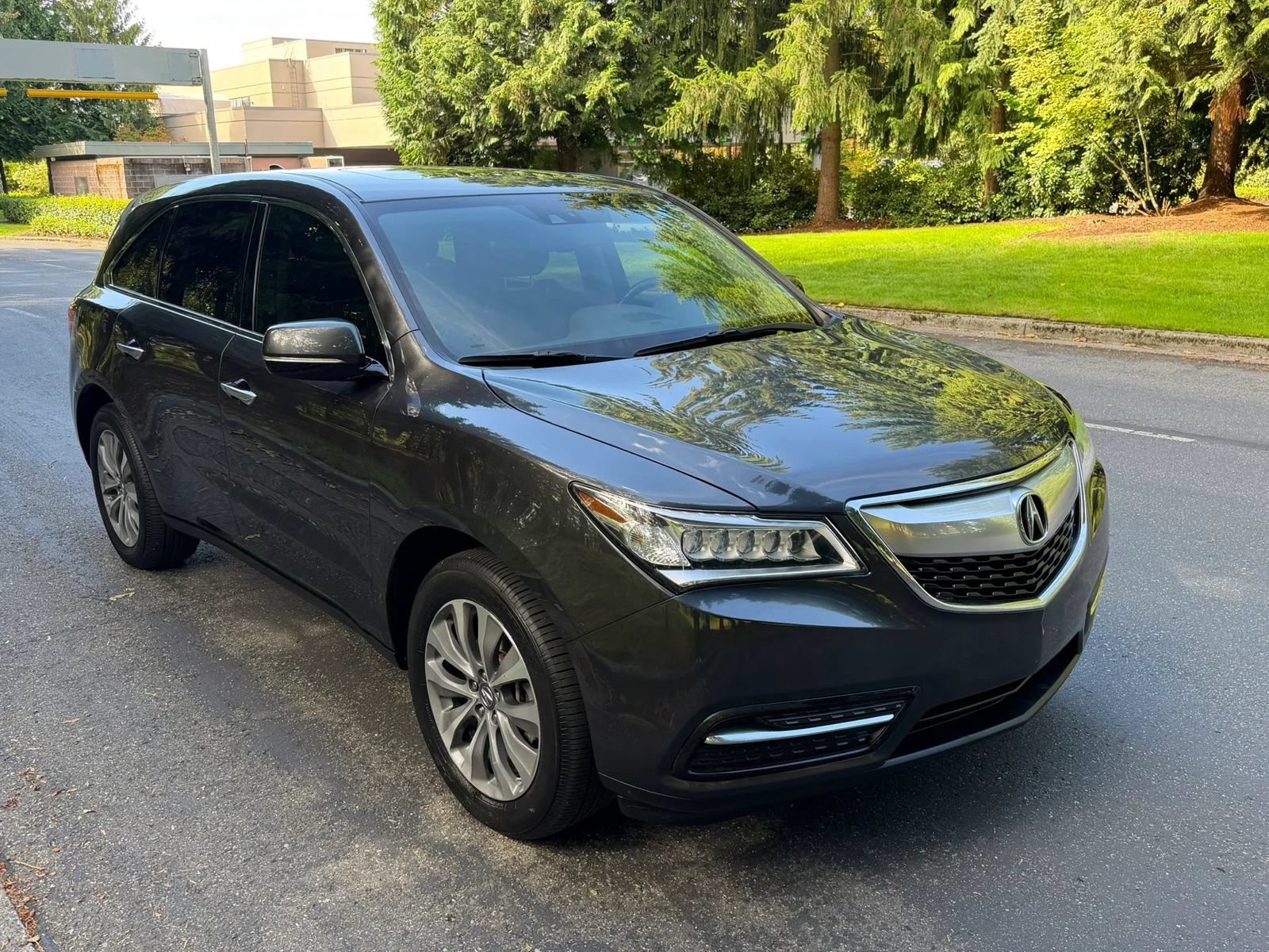 Used 2014 Acura MDX w/ Technology Package AWD/4WD image 9