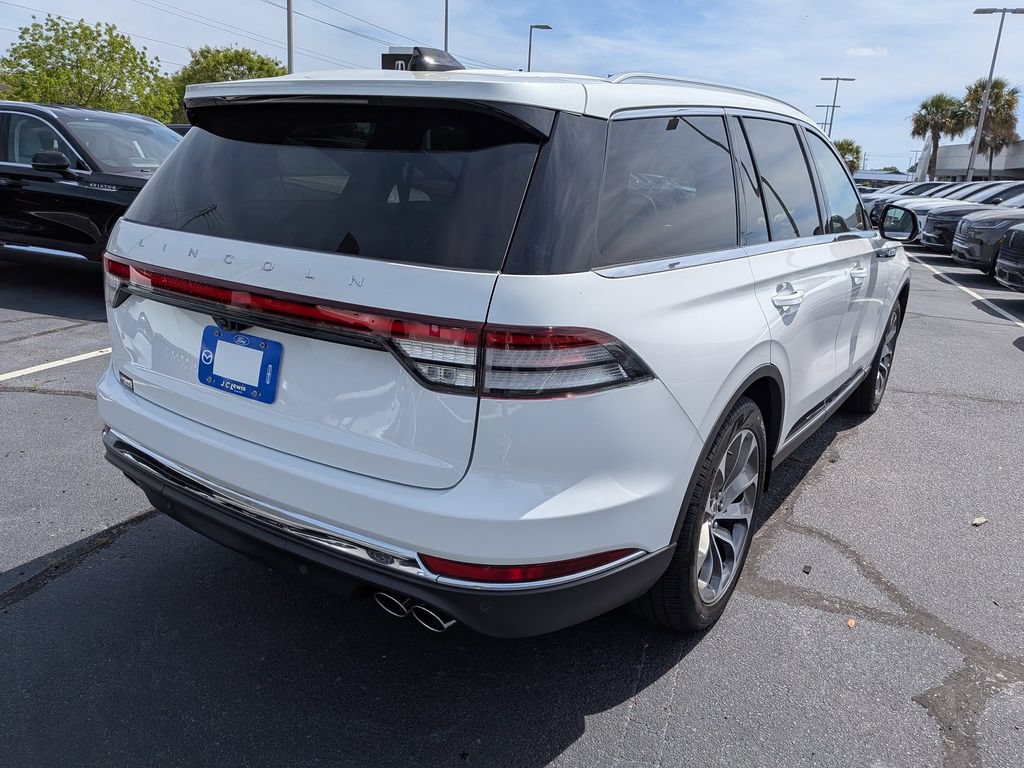 New 2026 Lincoln Aviator Reserve w/ Illumination Package RWD image 4