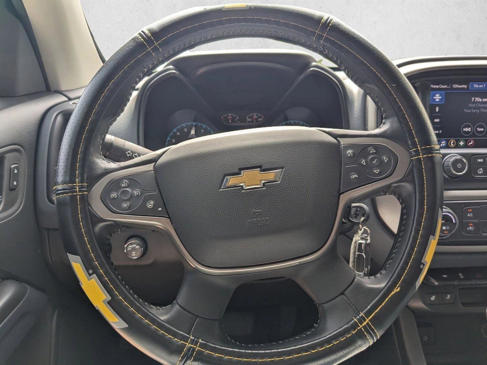 Used 2022 Chevrolet Colorado Z71 AWD/4WD image 12