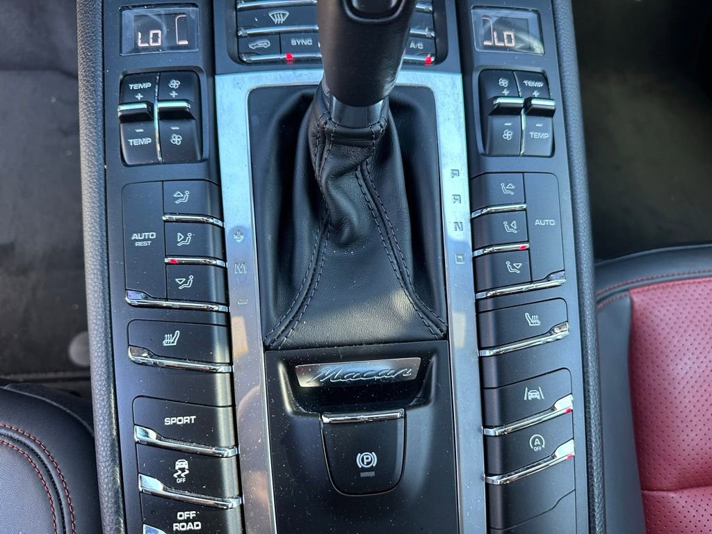Used 2020 Porsche Macan S image 23