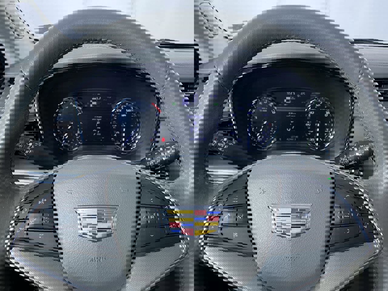 Certified 2023 Cadillac XT5 Premium Luxury image 3