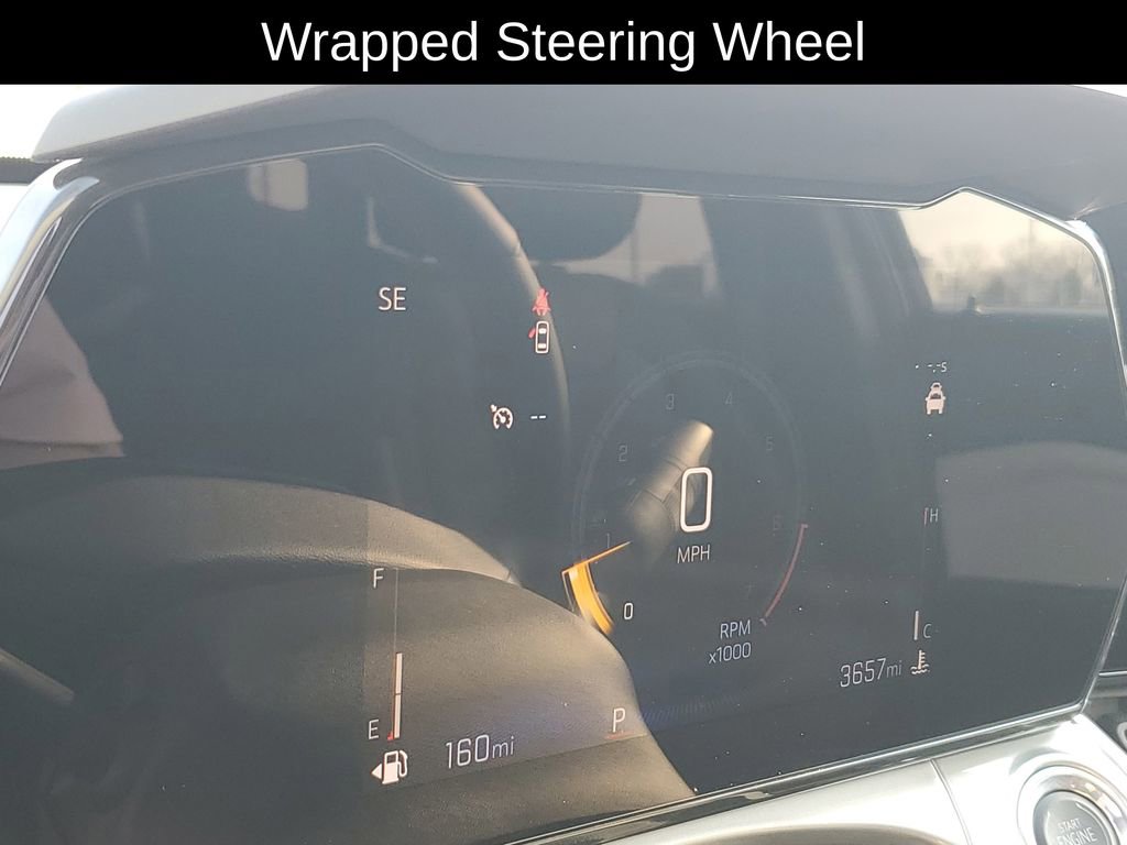 Used 2025 Chevrolet Trax LT w/ LT Convenience Package image 11