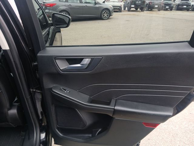 Certified 2022 Ford Escape SEL image 55