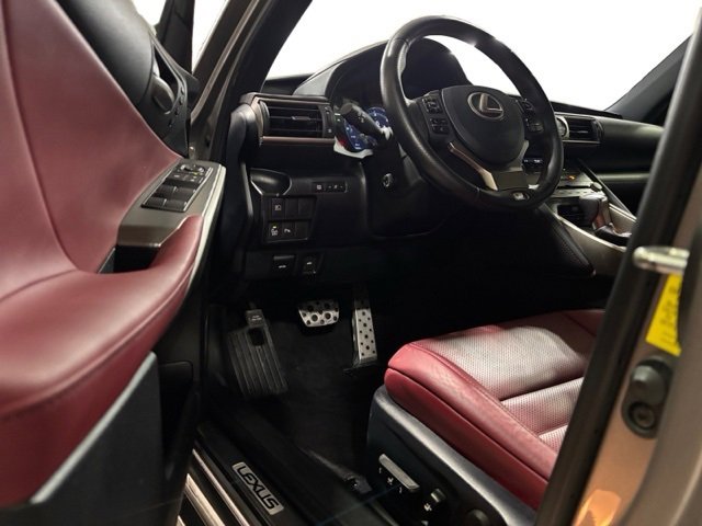 Used 2018 Lexus IS 350 image 9