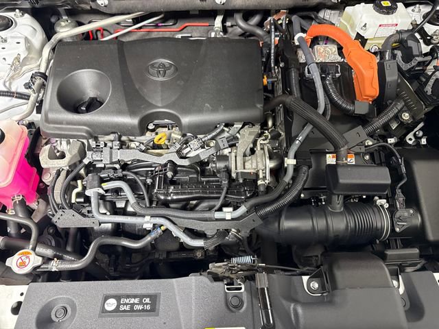 Used 2021 Toyota RAV4 LE AWD/4WD image 40