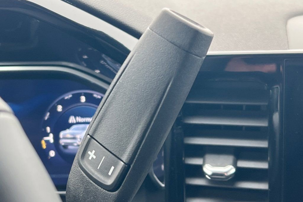 New 2026 Chevrolet Silverado 1500 LT image 17