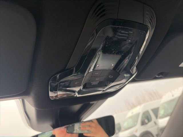 Used 2025 Dodge Hornet R/T image 17