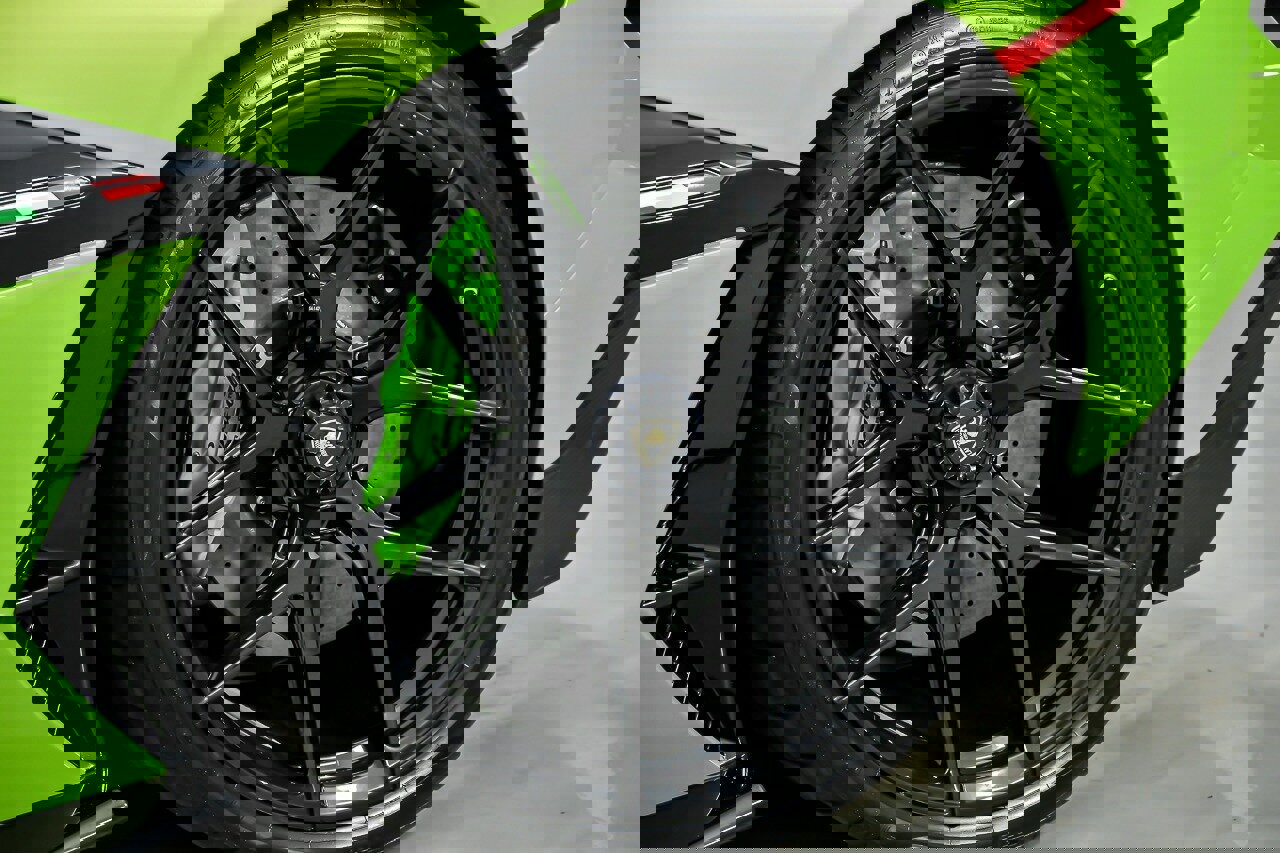 Used 2019 Lamborghini Aventador SVJ image 21