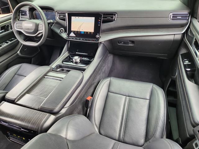 Certified 2023 Jeep Wagoneer Series II image 24