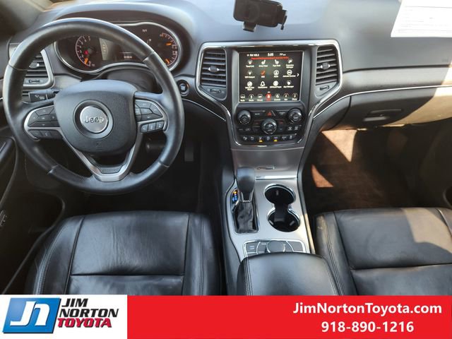 Used 2018 Jeep Grand Cherokee Limited AWD/4WD image 26