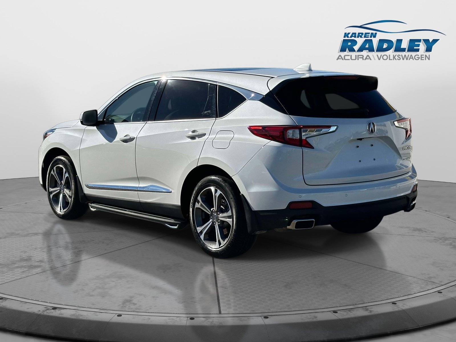 Used 2025 Acura RDX w/ Technology Package AWD/4WD image 4