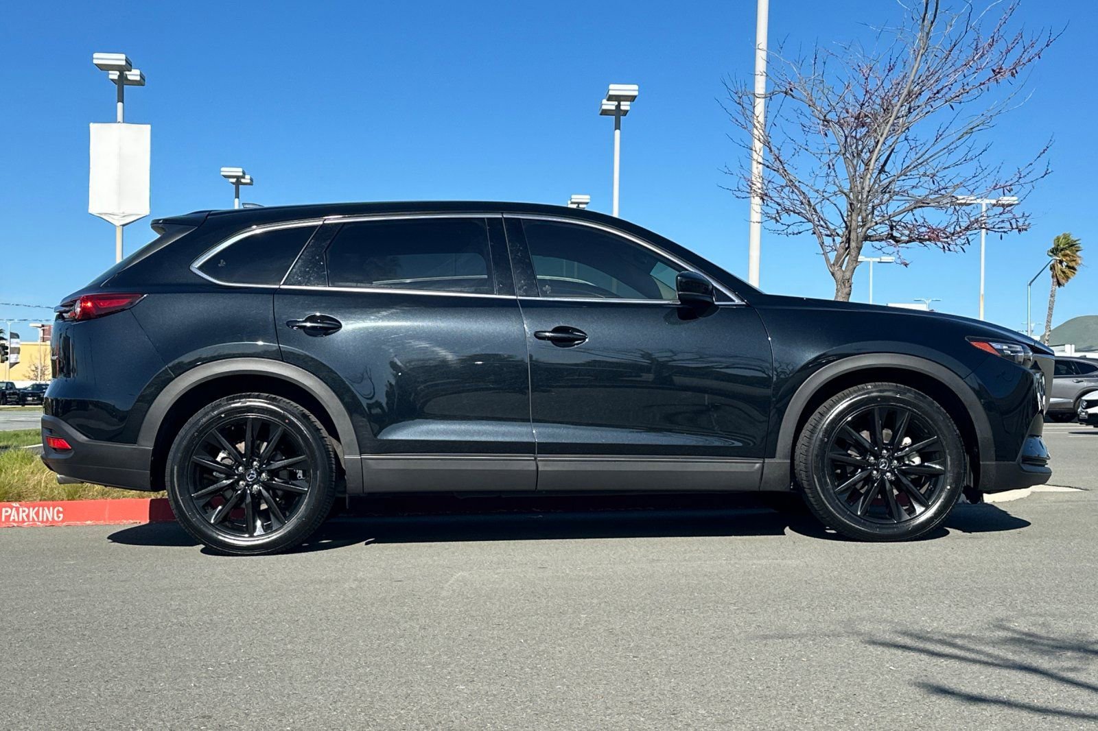 Used 2023 MAZDA CX-9 Touring Plus image 3
