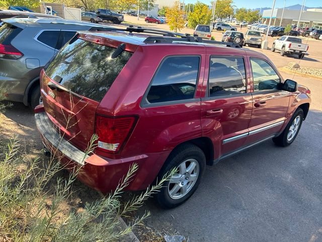 Used 2010 Jeep Grand Cherokee Laredo w/ Popular Equipment Group AWD/4WD image 4