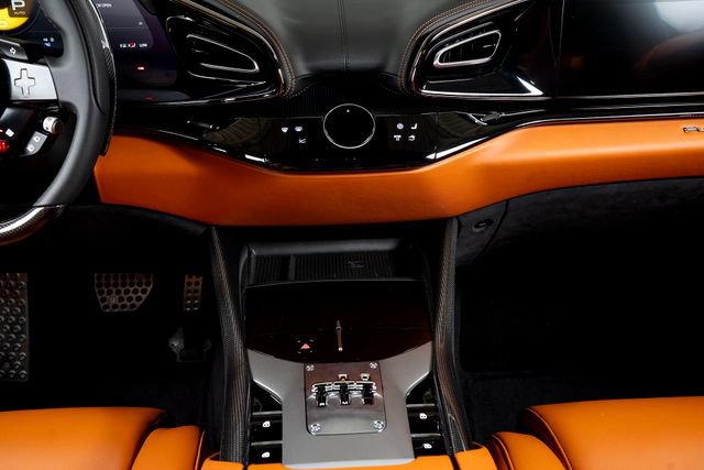 Certified 2025 Ferrari Purosangue AWD/4WD image 37