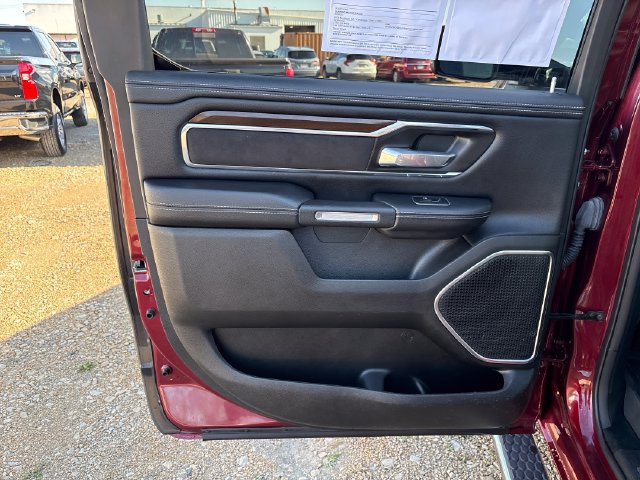 Used 2021 RAM 1500 Laramie AWD/4WD image 18