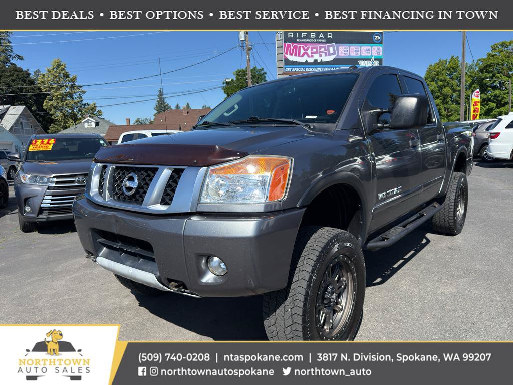 Used 2015 Nissan Titan PRO-4X w/ Pro-4x Luxury Package AWD/4WD image 1