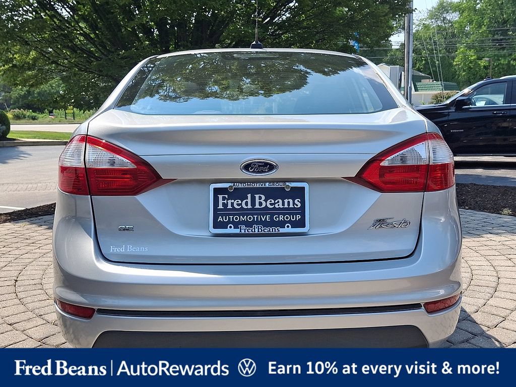 Used 2014 Ford Fiesta SE FWD image 6