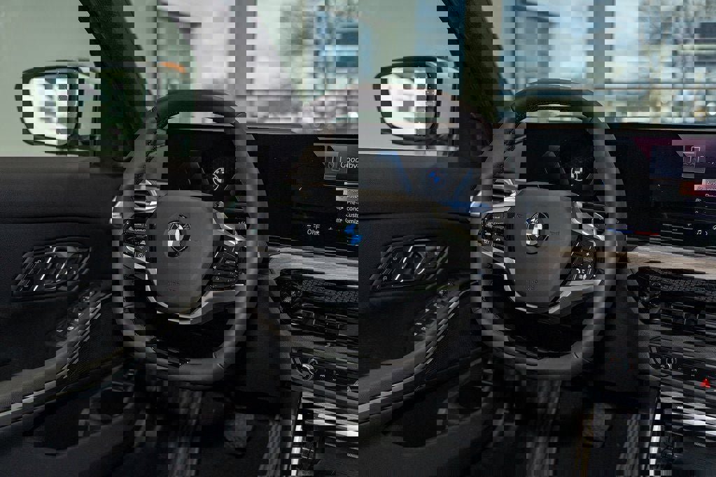 Used 2026 BMW 330i xDrive 330i xDrive w/ Premium Package image 39