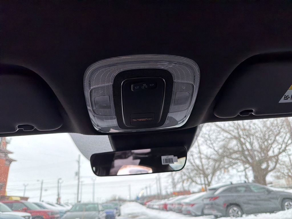 New 2026 Hyundai Elantra Sport FWD image 18