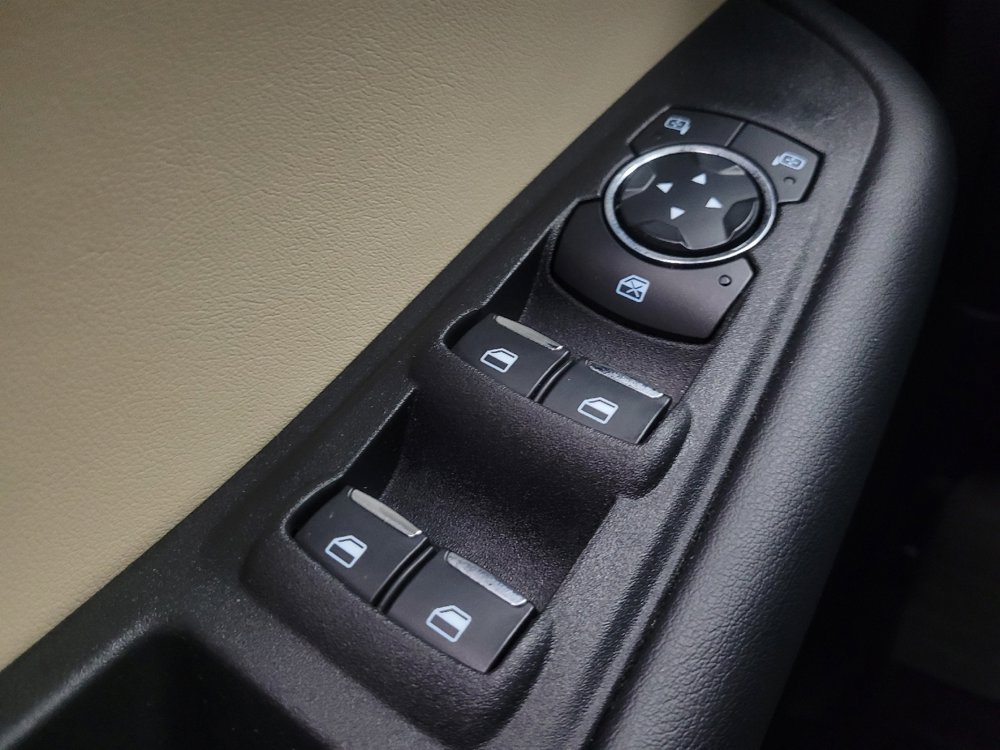 Used 2024 Ford Edge SE image 27