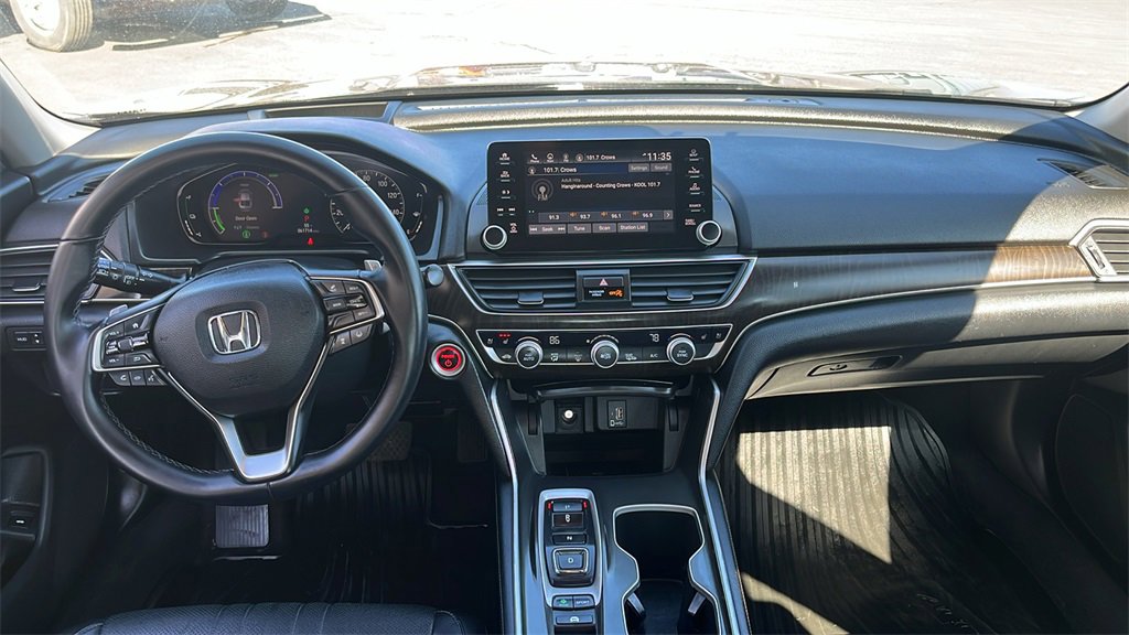 Used 2018 Honda Accord Touring image 38