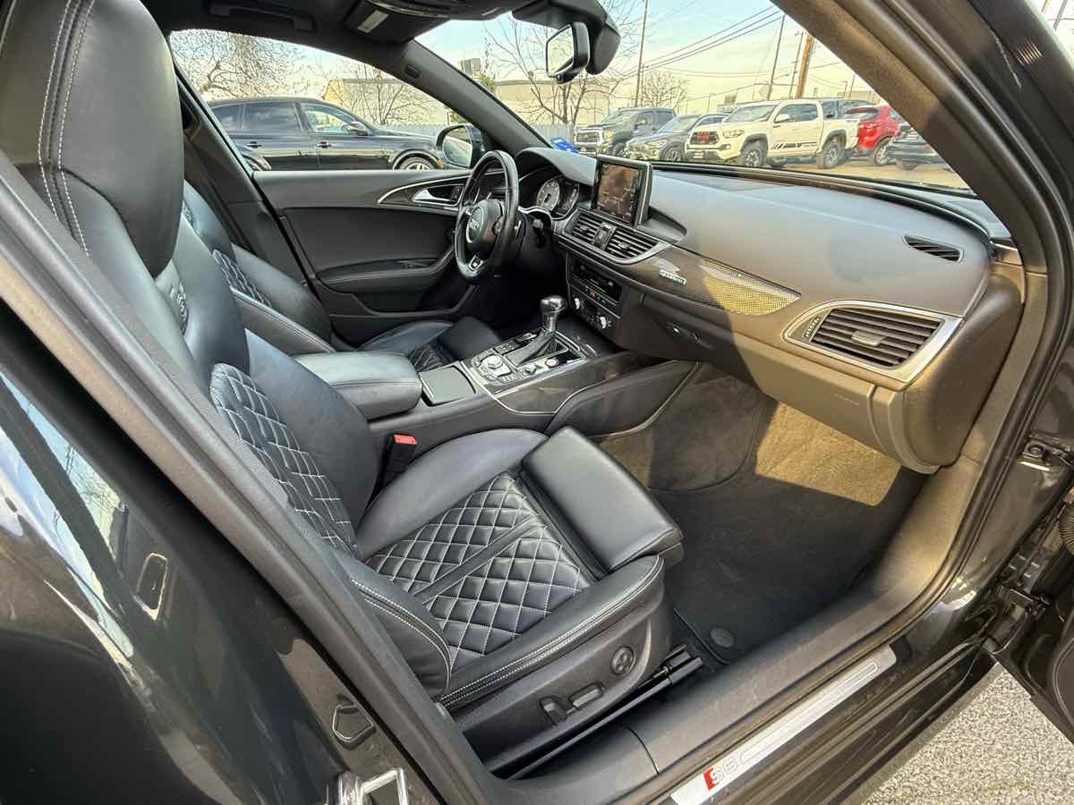 Used 2014 Audi S6 Prestige w/ Driver Assistance Package image 13